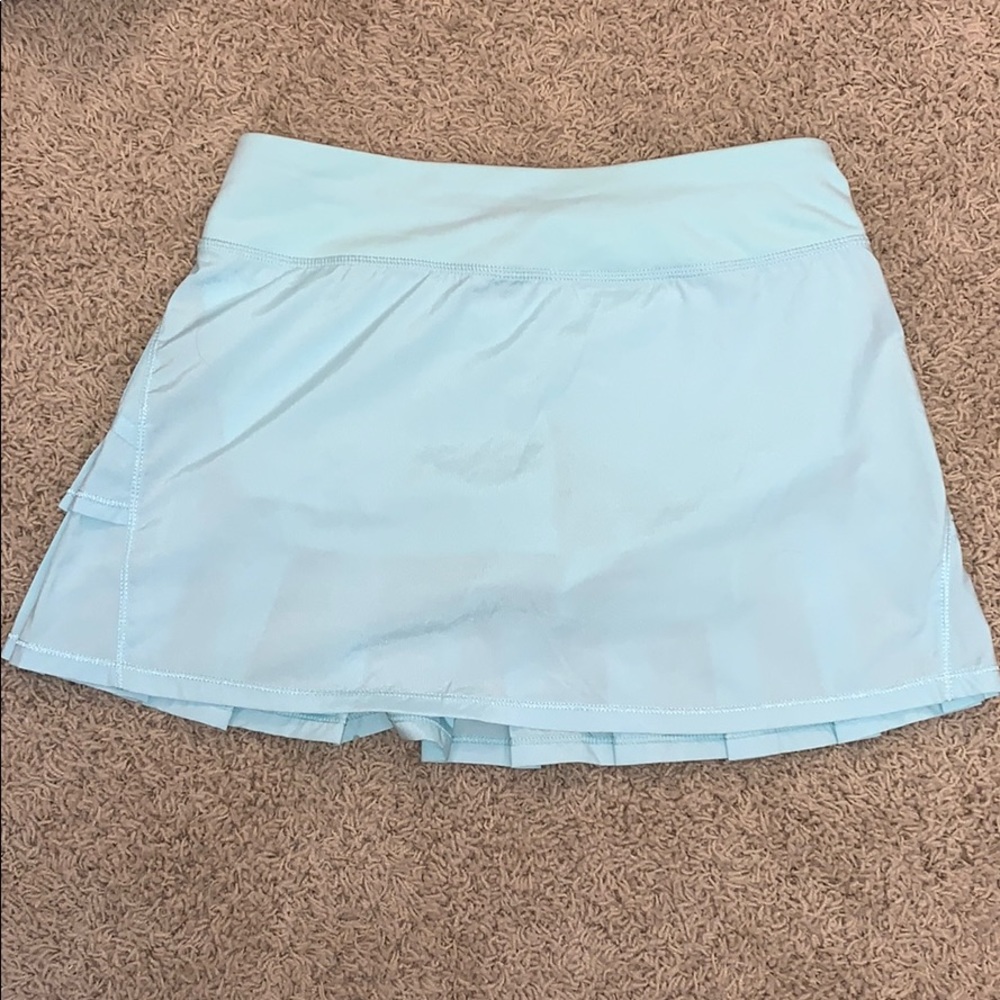 IVIVVA tennis skirt.